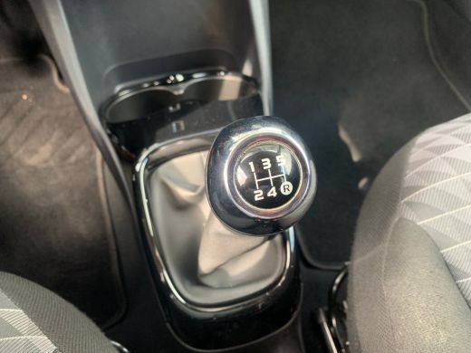 Peugeot 108 1.0 e-VTi Allure Airco | AppleCarplay/ Android Auto | Camera | Chroom | LMV 15" | ActivLease financial lease