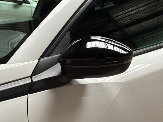 Peugeot 2008 1.2 PureTech Allure Sport 131Pk Automaat (VIRTUAL COCKPIT, APPLE CARPLAY, GROOT NAVI, 360 CAMERA,... ActivLease financial lease