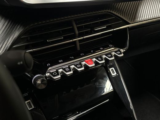 Peugeot 2008 1.2 PureTech Allure Sport 131Pk Automaat (VIRTUAL COCKPIT, APPLE CARPLAY, GROOT NAVI, 360 CAMERA,... ActivLease financial lease