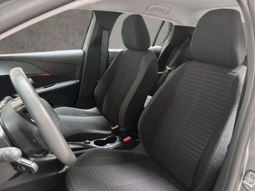 Peugeot 208 1.2 PureTech Sport (APPLE CARPLAY, NAVIGATIE, CRUISE, SPORTSTOELEN, LANE ASSIST, BLUETOOTH, NIEUW... ActivLease financial lease