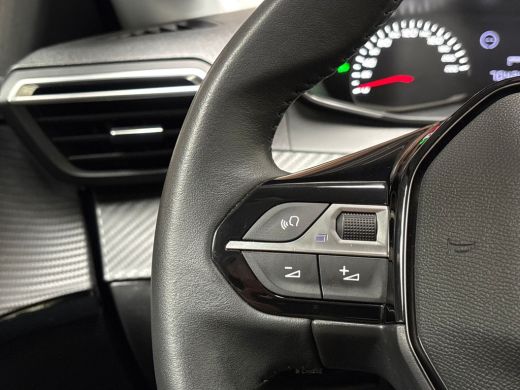Peugeot 208 1.2 PureTech Sport (APPLE CARPLAY, NAVIGATIE, CRUISE, SPORTSTOELEN, LANE ASSIST, BLUETOOTH, NIEUW... ActivLease financial lease