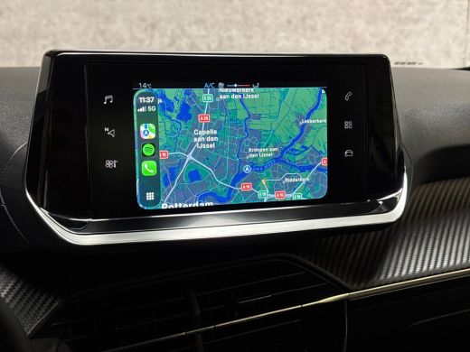 Peugeot 208 1.2 PureTech Sport (APPLE CARPLAY, NAVIGATIE, CRUISE, SPORTSTOELEN, LANE ASSIST, BLUETOOTH, NIEUW... ActivLease financial lease