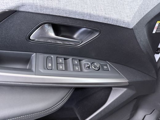 Peugeot 5008 1.2 HYBRID 145PK 7-ZITS GT AUTOMAAT | 2 stoelen op derde rij | Achteruitrijcamera | Afwijkende da... ActivLease financial lease