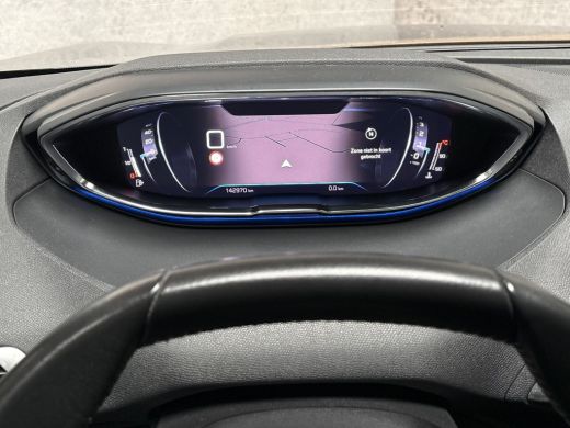 Peugeot 5008 1.2 PureTech Sport 7 Persoons (APPLE CARPLAY, GROOT NAVI, KEYLESS, 360 CAMERA, TREKHAAK, SPORTSTO... ActivLease financial lease