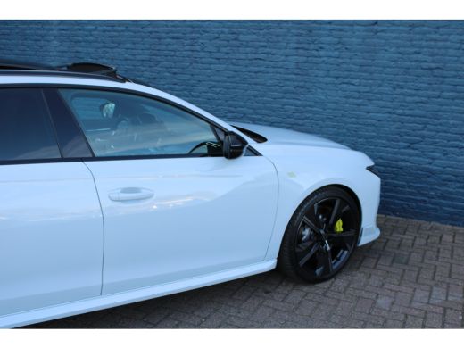 Peugeot 508 SW 1.6 HYbrid PSE 360 | Panorama/schuifdak | Focal | NL auto | BTW | Nightvision | All season | ActivLease financial lease