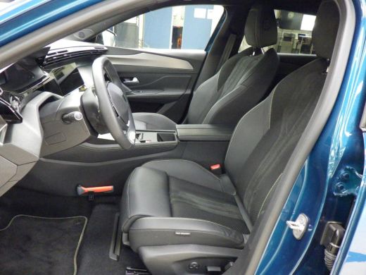 Peugeot e-308 GT Avantage EV 54 kWh | Navigatie | Achteruitrijcamera | Adaptive Cruise | Climate Control | !! ActivLease financial lease