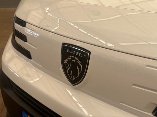 Peugeot Expert 2.0 BlueHDi 180 S&S L2 Camera | Stoelverwarming | Carplay | Ingerichte Laadruimte | Airco | Cruis... ActivLease financial lease