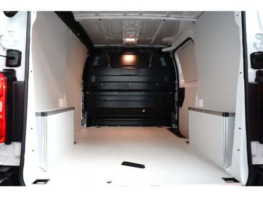 Peugeot Expert 2.0 BlueHDi 180 S&S L2 Camera | Stoelverwarming | Carplay | Ingerichte Laadruimte | Airco | Cruis... ActivLease financial lease