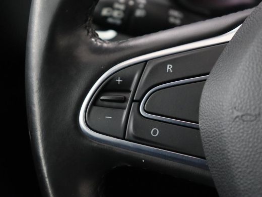 Renault Kadjar 1.3 TCe Intens | Automaat | Trekhaak | Carplay | Camera | Half leder | Keyless | Full LED | Navig... ActivLease financial lease