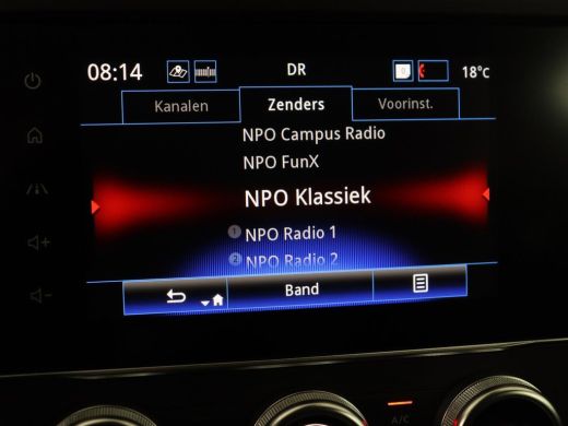 Renault Kadjar 1.3 TCe Intens | Automaat | Trekhaak | Carplay | Camera | Half leder | Keyless | Full LED | Navig... ActivLease financial lease