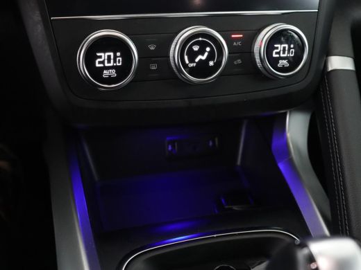 Renault Kadjar 1.3 TCe Intens | Automaat | Trekhaak | Carplay | Camera | Half leder | Keyless | Full LED | Navig... ActivLease financial lease