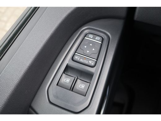 Renault Trafic 2.0 Blue dCi 170pk L2 H1 Automaat Airco Navigatie ActivLease financial lease