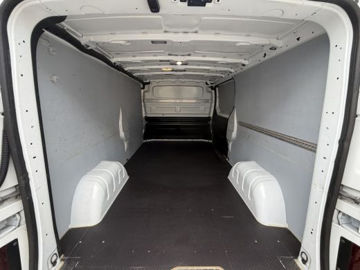 Renault Trafic 2.0 dCi 130 PK EURO 6 T30 L2H1 Work Edition CarPlay/trekhaak/cruise control ActivLease financial lease