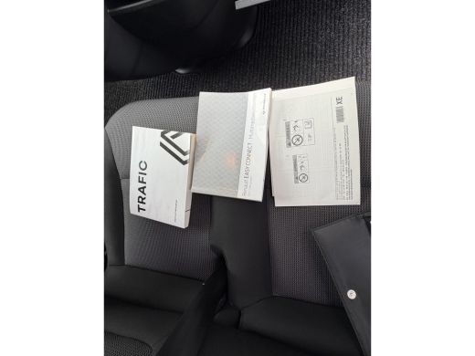 Renault Trafic 2.0 dCi 130 PK EURO 6 T30 L2H1 Work Edition CarPlay/trekhaak/cruise control ActivLease financial lease