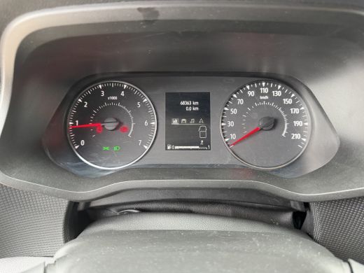 Renault Trafic 2.0 dCi 130 PK EURO 6 T30 L2H1 Work Edition CarPlay/trekhaak/cruise control ActivLease financial lease