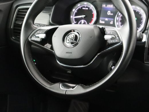 Skoda Kodiaq 1.5 TSI Style | Trekhaak | Stoelverwarming | Carplay | Sfeerverlichting | Memory | Keyless | Full... ActivLease financial lease