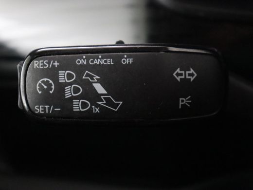 Skoda Kodiaq 1.5 TSI Style | Trekhaak | Stoelverwarming | Carplay | Sfeerverlichting | Memory | Keyless | Full... ActivLease financial lease