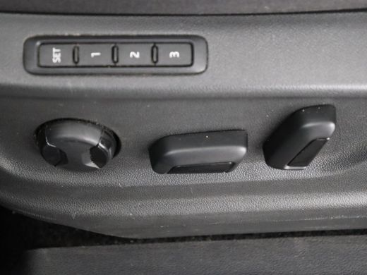 Skoda Kodiaq 1.5 TSI Style | Trekhaak | Stoelverwarming | Carplay | Sfeerverlichting | Memory | Keyless | Full... ActivLease financial lease