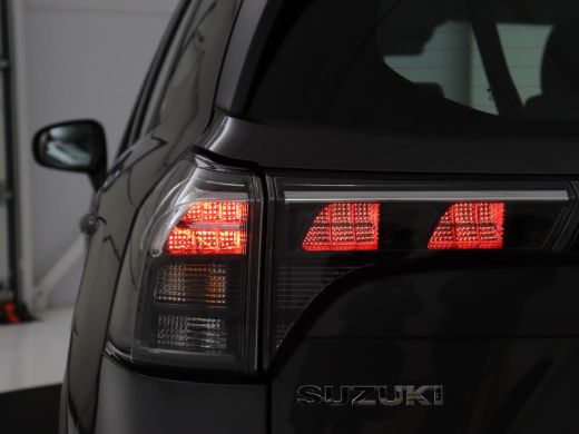 Suzuki S-Cross 1.4 Boosterjet Comfort Smart Hybrid | Trekhaak | Adaptive cruise | Carplay | Camera | Full LED | ... ActivLease financial lease