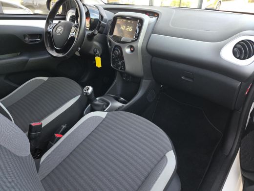 Toyota Aygo 1.0 VVT-i x-play | Binnenkort verwacht | ActivLease financial lease