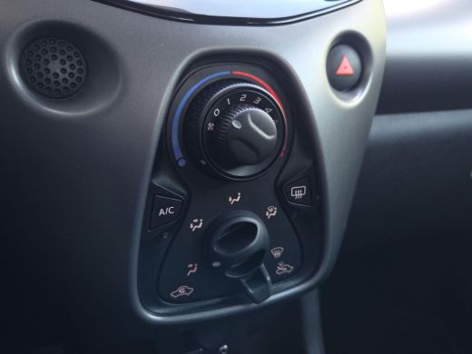 Toyota Aygo 1.0 VVT-i x-play | Binnenkort verwacht | ActivLease financial lease