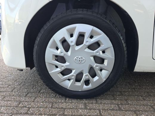 Toyota Aygo 1.0 VVT-i x-play | Binnenkort verwacht | ActivLease financial lease