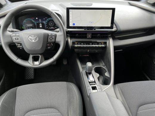 Toyota C-HR 2.0 Plug-in Hybrid 220 Executive | Two -tone lak | Carplay | Sfeerverlichting | 19 inch LM-velgen... ActivLease financial lease
