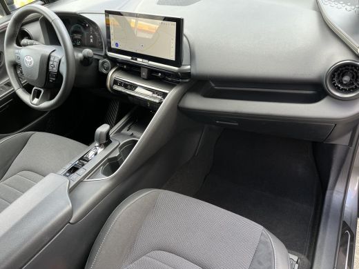 Toyota C-HR 2.0 Plug-in Hybrid 220 Executive | Two -tone lak | Carplay | Sfeerverlichting | 19 inch LM-velgen... ActivLease financial lease