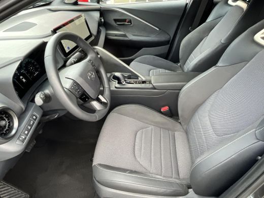 Toyota C-HR 2.0 Plug-in Hybrid 220 Executive | Two -tone lak | Carplay | Sfeerverlichting | 19 inch LM-velgen... ActivLease financial lease