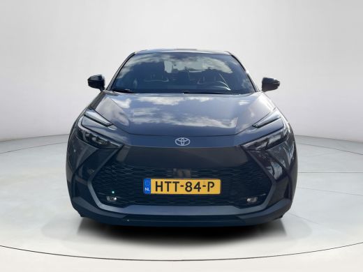 Toyota C-HR 2.0 Plug-in Hybrid 220 Executive | Two -tone lak | Carplay | Sfeerverlichting | 19 inch LM-velgen... ActivLease financial lease
