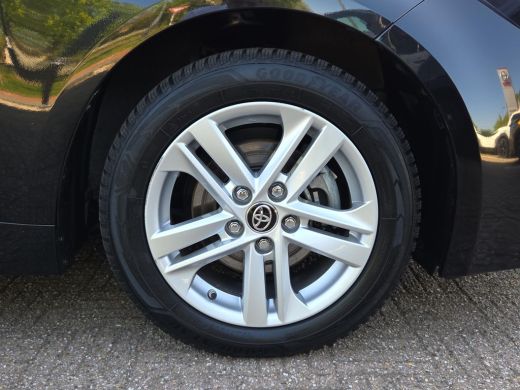 Toyota Corolla 1.8 Hybrid Active | Apple CarPlay | Navigatie | Parkeersensoren | Rijklaar incl. garantie | ActivLease financial lease