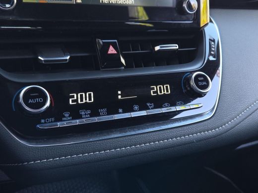 Toyota Corolla 1.8 Hybrid Active | Apple CarPlay | Navigatie | Parkeersensoren | Rijklaar incl. garantie | ActivLease financial lease