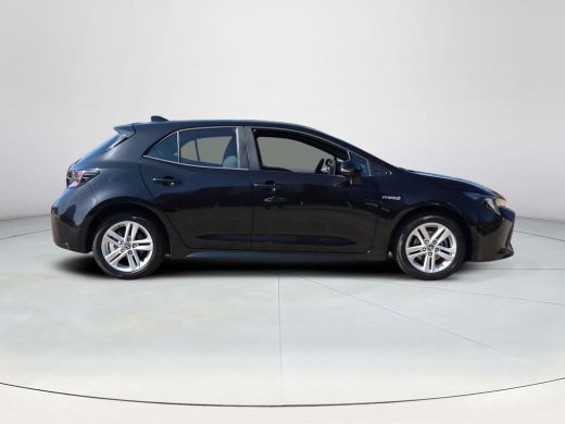 Toyota Corolla 1.8 Hybrid Active | Apple CarPlay | Navigatie | Parkeersensoren | Rijklaar incl. garantie | ActivLease financial lease