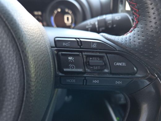 Toyota Yaris 1.5 Hybrid GR Sport | JBL Audio | Navigatie | Blindspot | Stoelverwarming | Rijklaar incl. garant... ActivLease financial lease