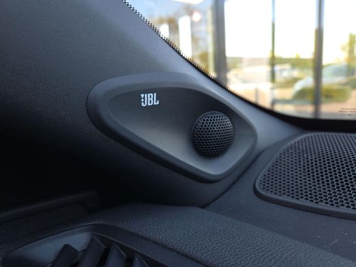 Toyota Yaris 1.5 Hybrid GR Sport | JBL Audio | Navigatie | Blindspot | Stoelverwarming | Rijklaar incl. garant... ActivLease financial lease