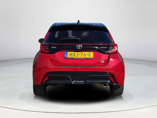 Toyota Yaris 1.5 Hybrid GR Sport | JBL Audio | Navigatie | Blindspot | Stoelverwarming | Rijklaar incl. garant... ActivLease financial lease