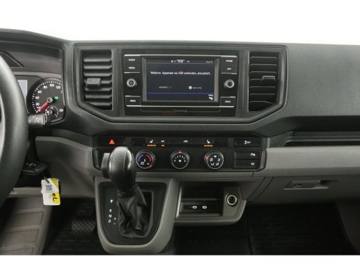 Volkswagen Crafter 2.0 TDI 177PK L4H3 | 3000KG Trekgew. | Aut. | Airco | Cruise | Camera | 3 Zits | Carplay | Parkee... ActivLease financial lease