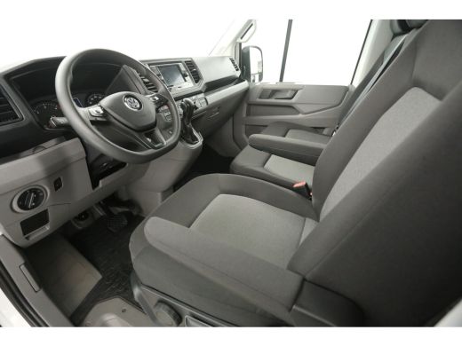 Volkswagen Crafter 2.0 TDI 177PK L4H3 | 3000KG Trekgew. | Aut. | Airco | Cruise | Camera | 3 Zits | Carplay | Parkee... ActivLease financial lease