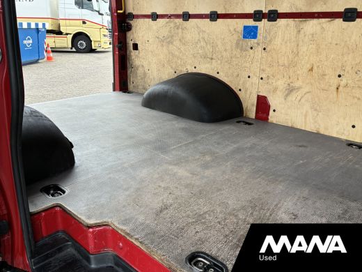 Volkswagen Crafter 50 2.0 TDI L3H2 177pk DL Automaat Trekhaak Camera Cruise Sensoren ActivLease financial lease