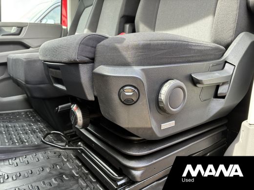 Volkswagen Crafter 50 2.0 TDI L3H2 177pk DL Automaat Trekhaak Camera Cruise Sensoren ActivLease financial lease