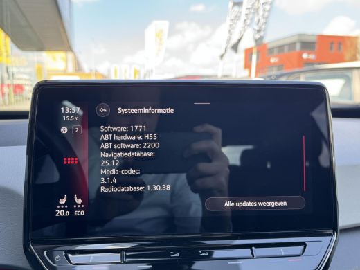 Volkswagen ID.3 First Plus 58 kWh NL-AUTO | LEDER | NAVI | SOH 93% ActivLease financial lease