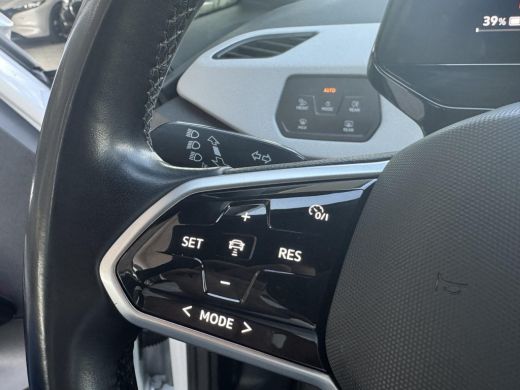 Volkswagen ID.3 First Plus 58 kWh NL-AUTO | LEDER | NAVI | SOH 93% ActivLease financial lease