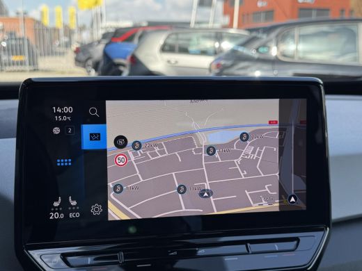 Volkswagen ID.3 First Plus 58 kWh NL-AUTO | LEDER | NAVI | SOH 93% ActivLease financial lease