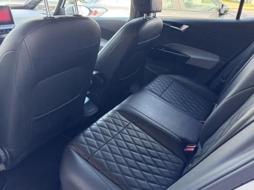 Volkswagen ID.3 First Plus 58 kWh NL-AUTO | LEDER | NAVI | SOH 93% ActivLease financial lease