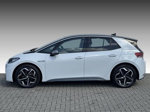 Volkswagen ID.3 First Plus 58 kWh NL-AUTO | LEDER | NAVI | SOH 93% ActivLease financial lease