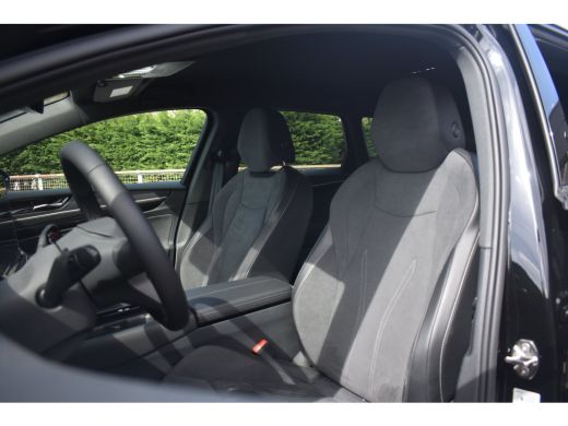 Volkswagen ID.7 Pro Business | 360 CAMERA | IQ.LIGHT | STOEL EN STUUR VERW. | KEYLESS | APP.CONNECT | AIRCO | MEM... ActivLease financial lease