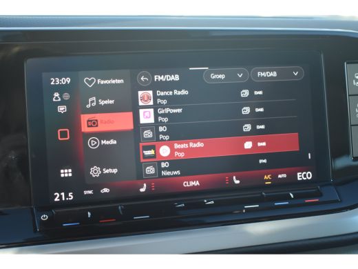 Volkswagen Multivan 1.5 eHybrid 245 PK L2 Bulli Edition 4Motion | PANORAMA DAK | TREKHAAK | CAMERA | STUUR+STOELVERW... ActivLease financial lease