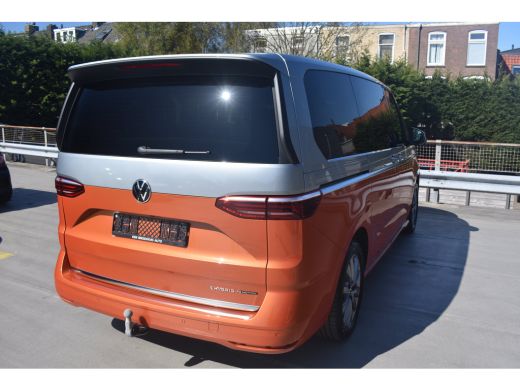 Volkswagen Multivan 1.5 eHybrid 245 PK L2 Bulli Edition 4Motion | PANORAMA DAK | TREKHAAK | CAMERA | STUUR+STOELVERW... ActivLease financial lease