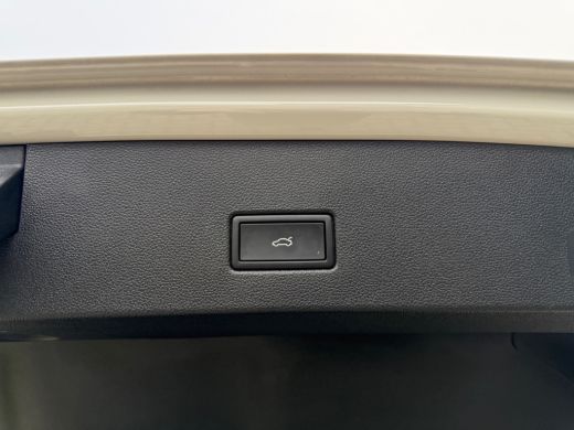 Volkswagen T-Roc 1.5 TSI R-Line Edition Ascotgrau | Schuifdak ActivLease financial lease