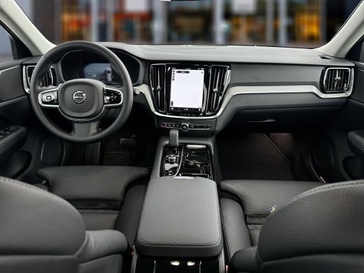 Volvo  V60 T6 Recharge Plus Bright | 19" | Trekhaak | Leder | Elektrisch verst. Stoelen | Stoel/Stuur/achter... ActivLease financial lease